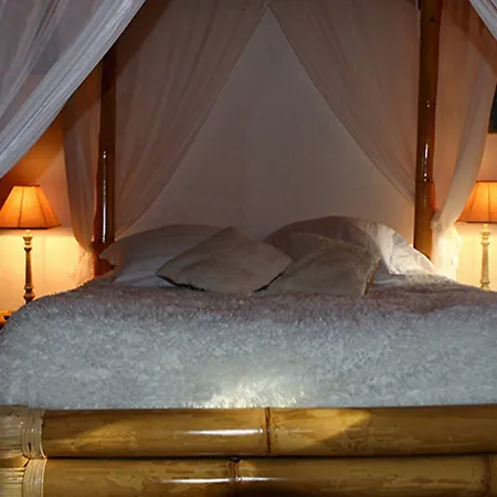 Au Bon Endroit Hotell *