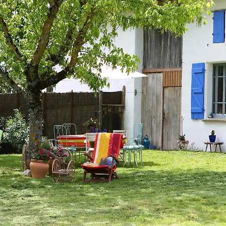 Hotell Au Bon Endroit