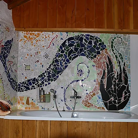 Au Bon Endroit * Genebrieres